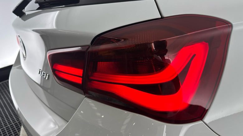 BMW 1 Series 118i [1.5] M Sport Shadow Edition 5dr Petrol Hatchback